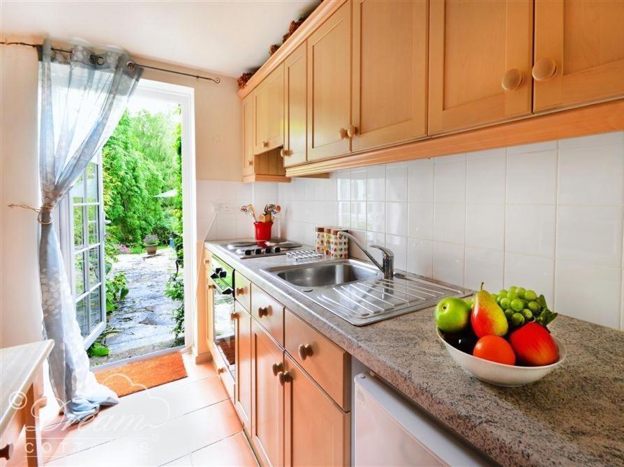 Sixpenny Cottage Upwey Екстериор снимка